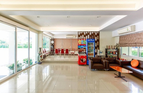 Bang Kra So House | Stylish Double Haven | Vresotel Deluxe Stay