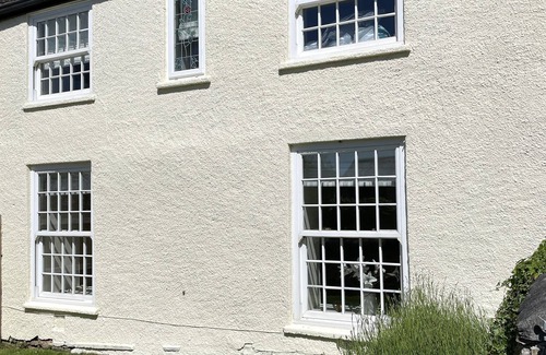Margate Old Town Cottage | Stylish Family-Friendly Cottage With Hot Tub