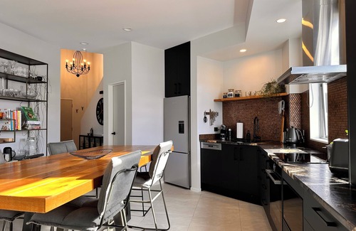 Freemans Bay Apartment | Stylish Freemans Bay Stay