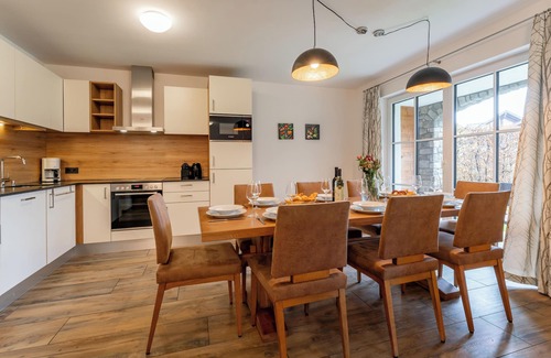 Piesendorf Apartment | Stylish furnished apartment near large ski area