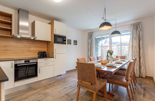 Piesendorf Apartment | Stylish furnished apartment near large ski area