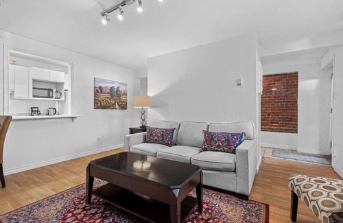 Downtown Halifax Apartment | Stylish & Historic walk down in best DT location