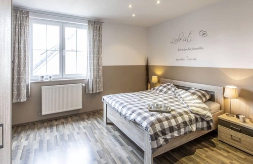 Eupen House | Stylish Holiday Home in Kettenis with Garden