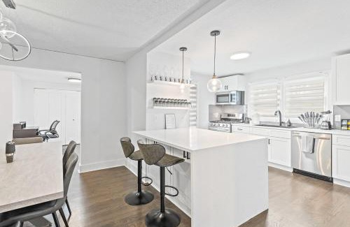 North Druid Hills Apartment | Stylish home by Emory TV in all 4 bedrooms