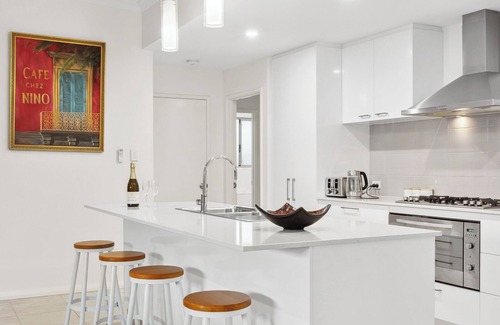 Wannanup House | Stylish Home in Wannanup – Close to Estuary & Beach - MIDDAY CHECK OUT