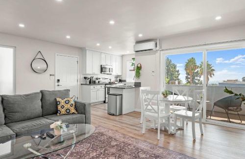 Altadena Apartment | Stylish Home w Free Parking Near LA Hotspots#8