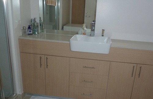 Sullivan's Cove Apartment | Stylish inner city apartment, luxury & convinience