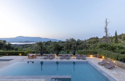 Vassilatika Villa | Stylish lux villa overlooking the sea, close to Corfu town, 6 en suite bedrooms