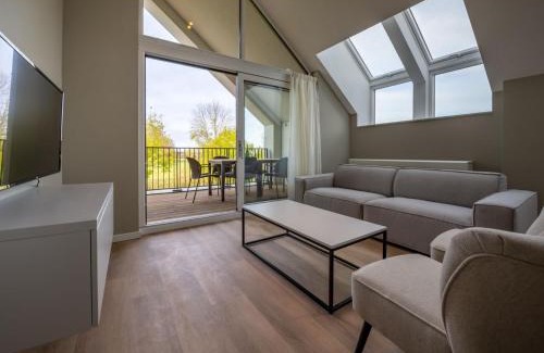 Kamperland Apartment | Stylish Marina Loft w Balcony, cleaning included