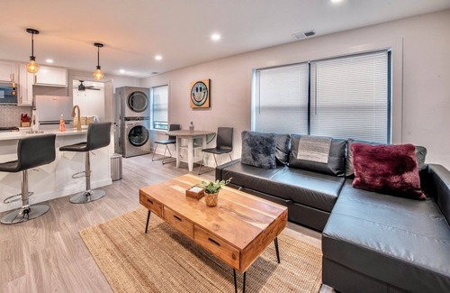 South Hyde Park Apartment | Stylish Remodel in Central KC
