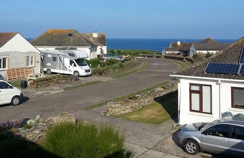 Widemouth Bay Cottage | Stylish Sea Views At Beautiful Widemouth Bay.