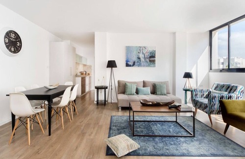Tel Aviv Promenade Apartment | Stylish Spacious 3BR Apartment 5min From the Beach