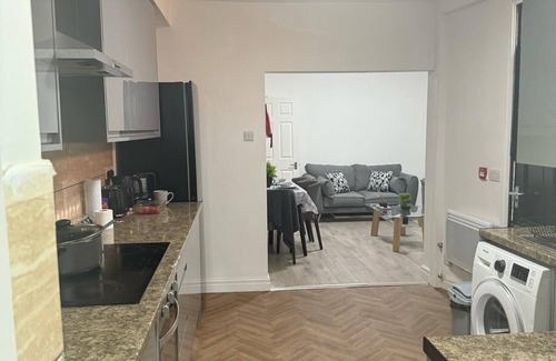 Rusholme House | Stylish Stay with Smart Home Features