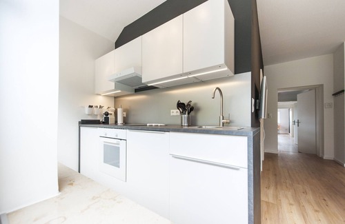 Bayreuth Apartment | Stylish studio apartment with green views