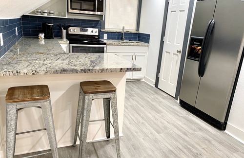 Greater East End Apartment | Stylish Studio with personal Entrance