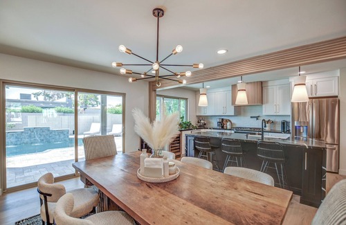 Raskin Estates House | Stylish & Tranquil 3-bedroom house with AC, fitness room, WiFi in Scottsdale
