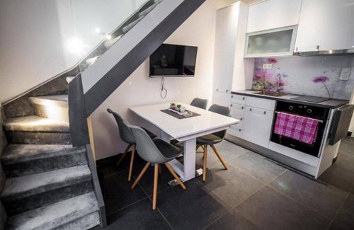 Moravske Toplice Apartment | Stylish Two Bedroom Apartment Steps Away from Spa