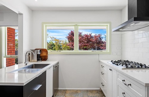 Papanui House | stylish two bedroom townhouse