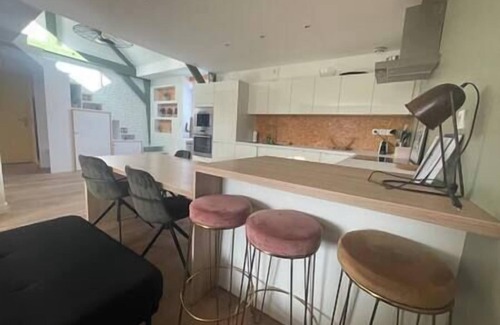 Rosendael Apartment | Stylish urban apartment (without children)