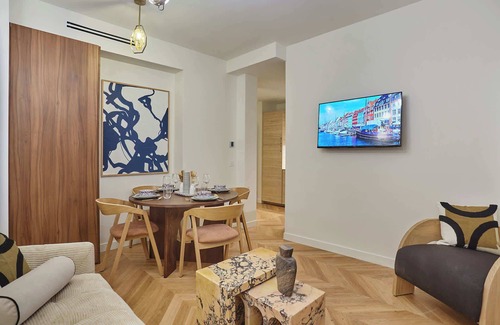 Saint-Vincent-de-Paul Apartment | Sublime air-conditioned apartment Center of Paris