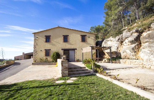 El Montmell Villa | Sublime seclusion in Catalonia wine Region!
