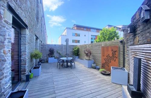 Canon's Marsh Apartment | Sublime waterfront retreat with private terrace