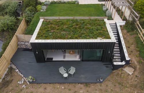 Penycwm House | Subterranean Studio with Panoramic Costal Views and Sauna