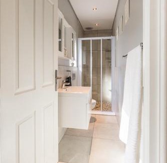 Kraaifontein Apartment | Suburban Bliss Durbanville