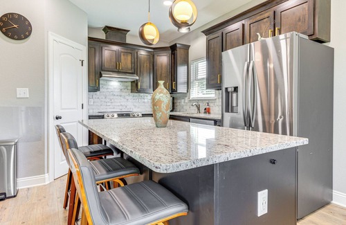 Saint Elmo House | Suburban Bliss! Family Home 22 Mi to Dtwn Mobile