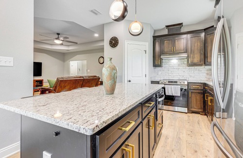 Saint Elmo House | Suburban Bliss! Family Home 22 Mi to Dtwn Mobile