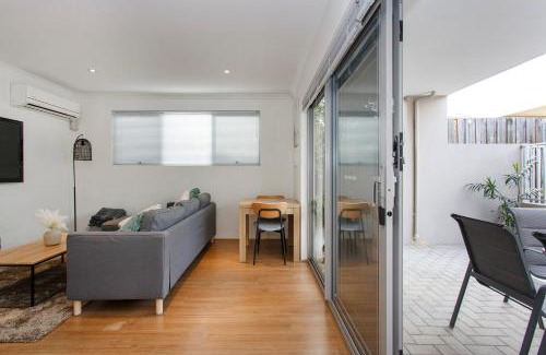 Victoria Park Apartment | Suburban Living - 2 bedroom apartment Victoria Park
