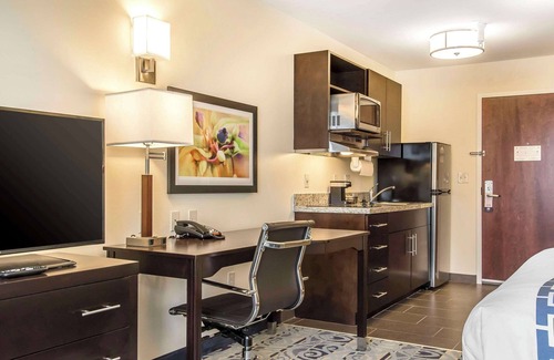 Burnside Hotel | Suburban Studios Donaldsonville - Gonzales