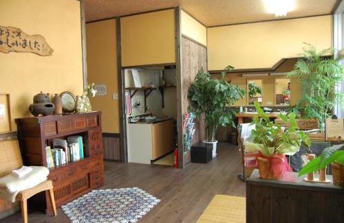 Miyanoura House | Sudomari Minshuku Friend