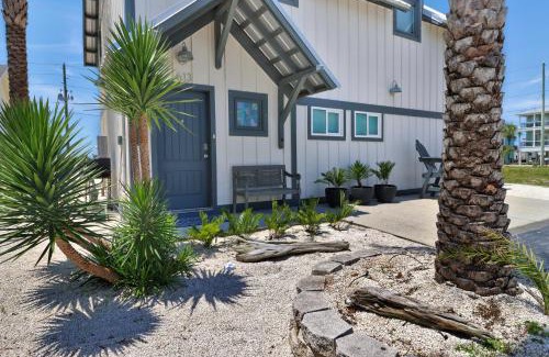 Mexico Beach Apartment | Sugar Sand Cottage A by Pristine Properties Vacation Rentals