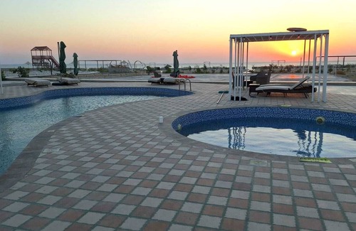 Al Wusta Governorate Resort | Sugardunes Resort