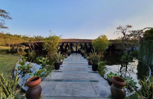 Ngoc Thanh House | Suha Villa- Dai Lai Resort
