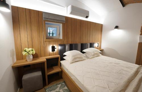 Medvode Apartment | Suita beli Labod