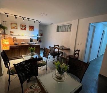 Centro Hotel | SUITE 15 para Casal e 2 crianças - POUSADA CRISTAIS DO VALE