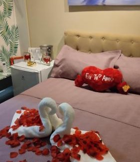 Centro Hotel | SUITE 15 para Casal e 2 crianças - POUSADA CRISTAIS DO VALE
