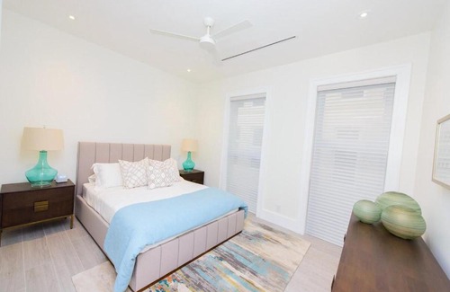 Paradise Island Apartment | SUITE 203 - THIRTY SIX CONDO