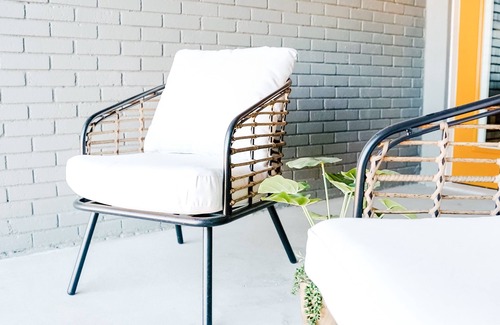 Midtown Apartment | Suite #8 Modern One Bed w/Balcony in Midtown!