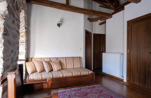 Vizitsa House | Suite ARCHONTIKON Pelion