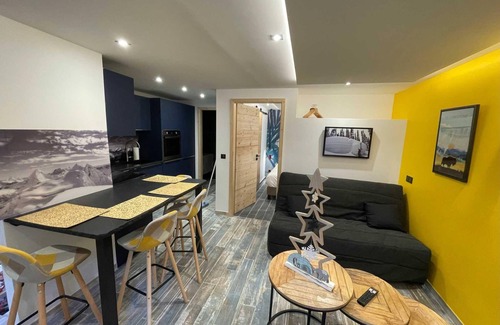 Peisey-Nancroix Apartment | Suite De Luxe Yellowstone