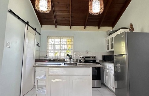 Tower Isle House | Suite Dreamers Cottage