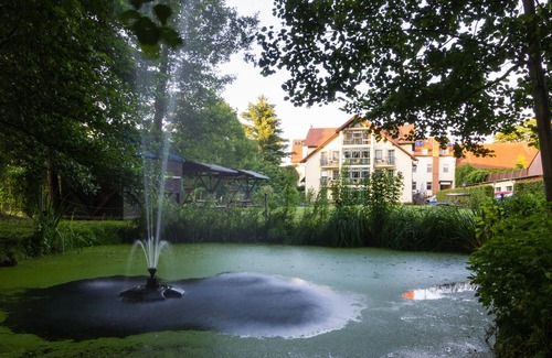 Alt-Ruppin Apartment | Suite mit 2 Badezimmern und Balkon