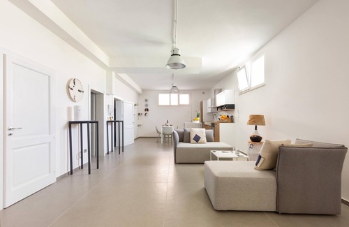 Ruffano House | Suite More by BarbarHouse