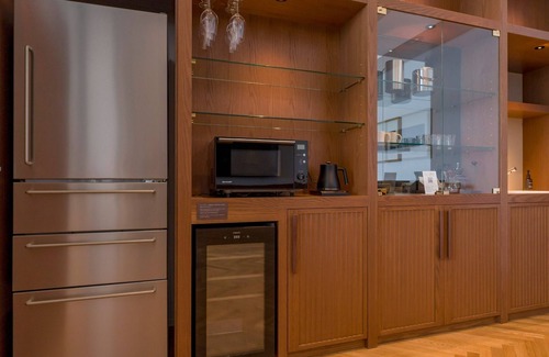 Atami Hotel | Suite Room91Nopets allowed1offsite parking lot/Atami Shizuoka