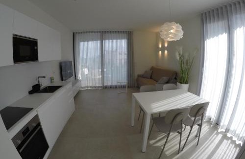 Old Town Apartment | Suite Serenissima bilocale con terrazzo frontemare - Agenzia Cocal