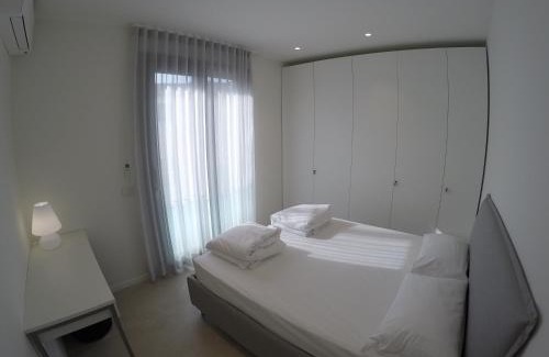 Old Town Apartment | Suite Serenissima bilocale con terrazzo frontemare - Agenzia Cocal