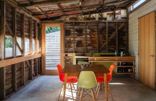 Invermay House | Suite Shed, Unique private accessible guest suite in Launceston